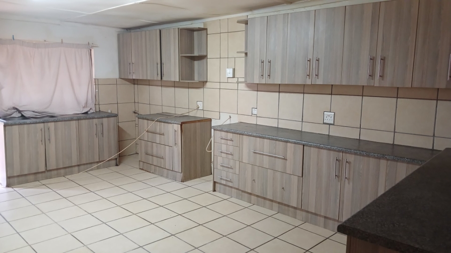  Bedroom Property for Sale in Vredenhof Sh Free State